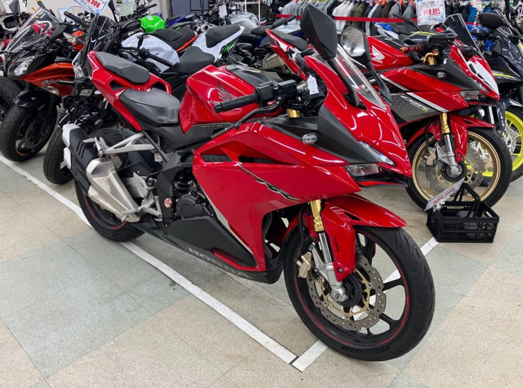 Мотоцикл Honda CBR250RR с пробегом 23787 km