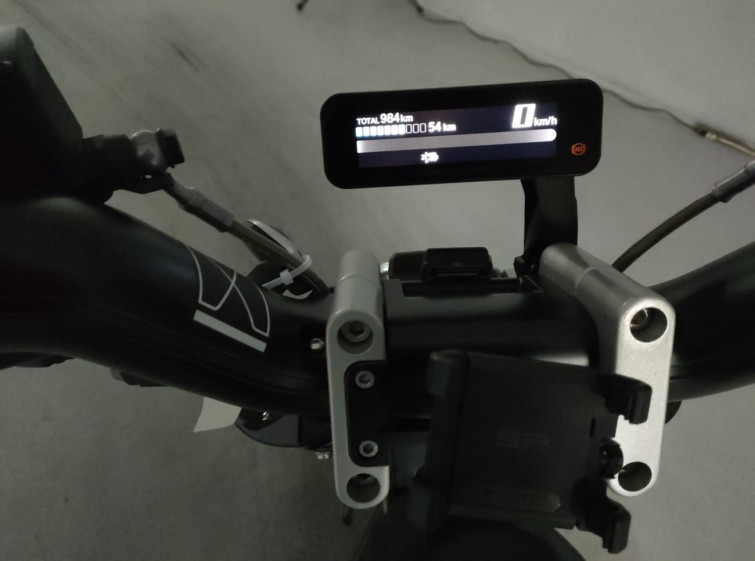 Мотоцикл BMW CE-02 з пробігом 984 km з пробігом 984 km