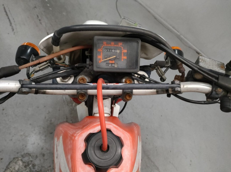 Мотоцикл Honda XR250 з пробігом 7160 km з пробігом 7160 km