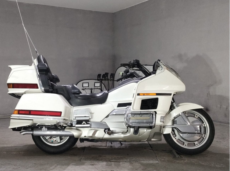 Мотоцикл Honda GL1500SE с пробегом 27639 m