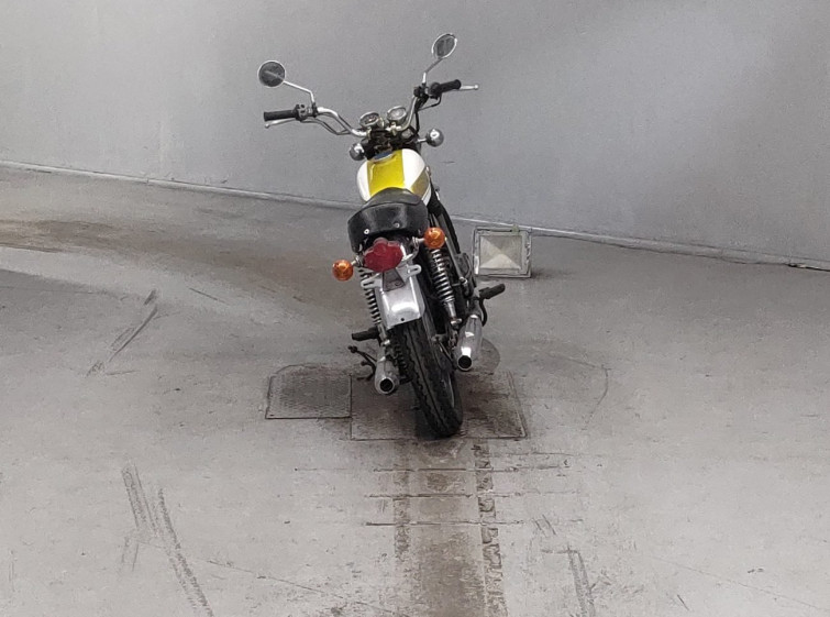 Мотоцикл Yamaha DX250 з пробігом 27005 km з пробігом 27005 km