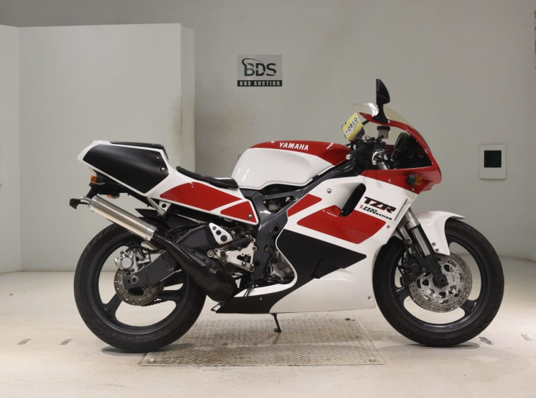 Мотоцикл Yamaha TZR250 з пробігом 24095 km