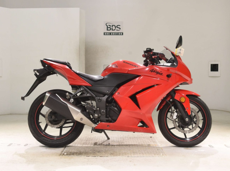 Мотоцикл Kawasaki NINJA250R с пробегом 30312 km