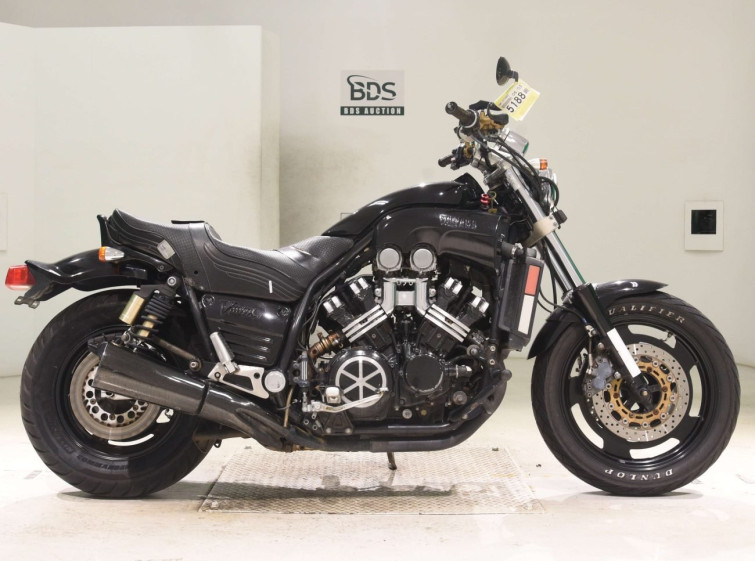 Мотоцикл Yamaha V-MAX1200 с пробегом 30250 m