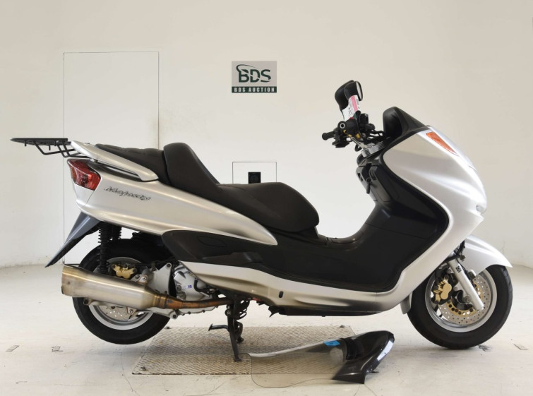Мотоцикл Yamaha MAJESTY 250C с пробегом 18720 km