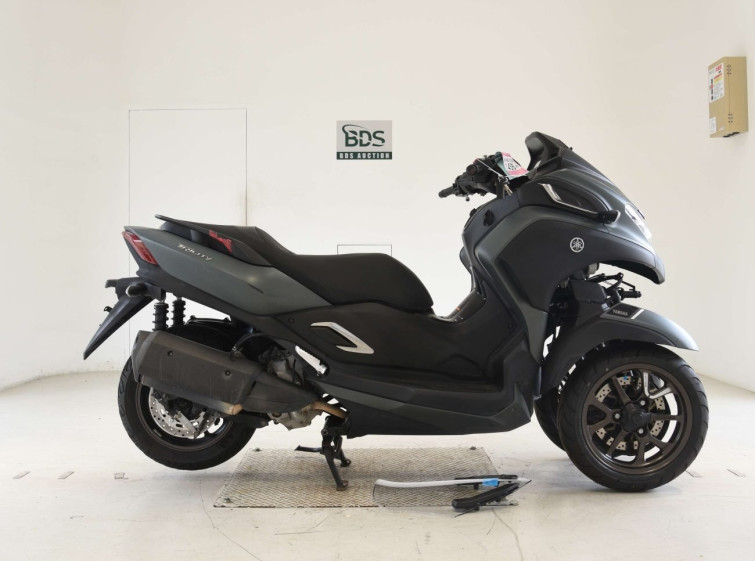 Мотоцикл Yamaha TRICITY MW300