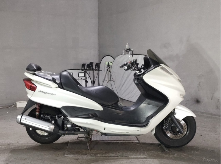 Мотоцикл Yamaha MAJESTY 250C с пробегом 33114 km