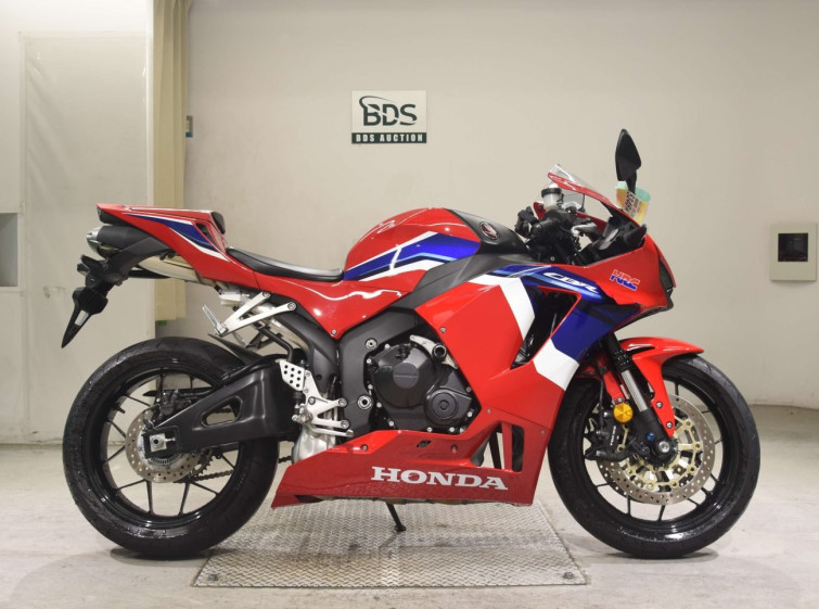 Мотоцикл Honda CBR600RR с пробегом 4468 km