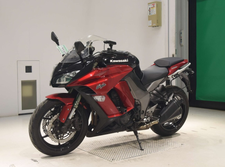 Мотоцикл Kawasaki NINJA1000 с пробегом 52675 km с пробегом 52675 km