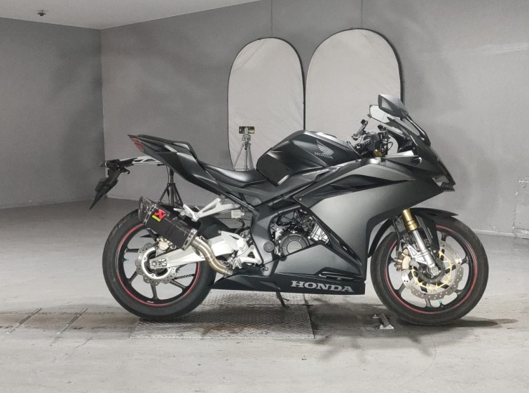 Мотоцикл Honda CBR250RR с пробегом 22798 km