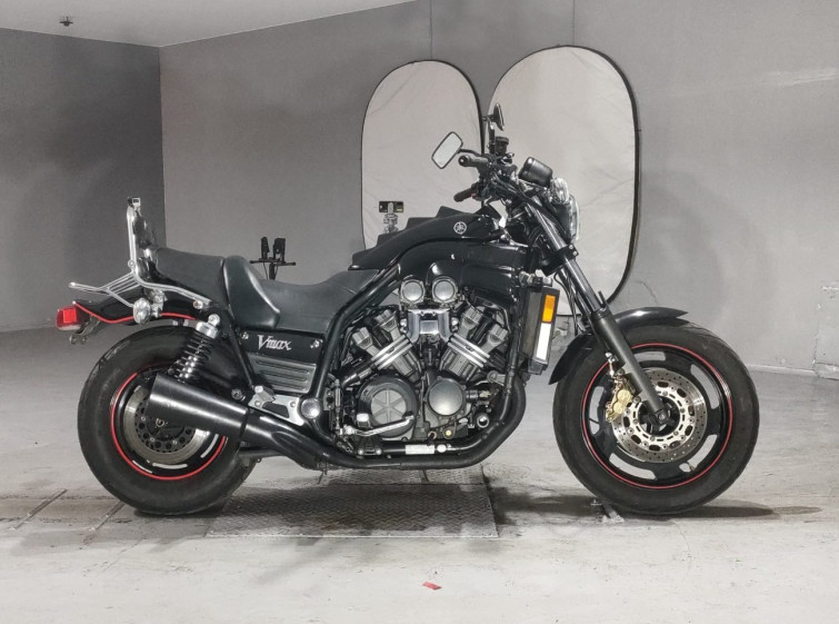 Мотоцикл Yamaha V-MAX1200 с пробегом 92621 km