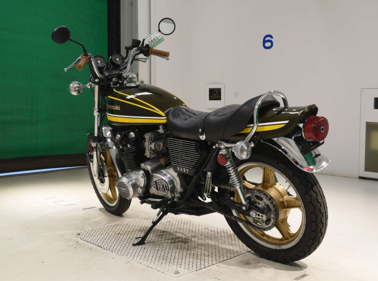 Мотоцикл Kawasaki Z1 900 SUPERFOUR