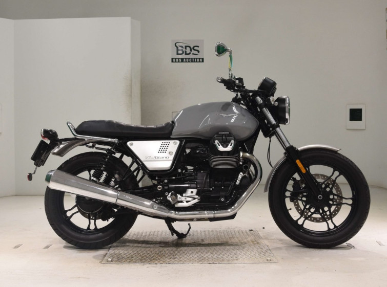 Мотоцикл Moto Guzzi V7 с пробегом 11746 km