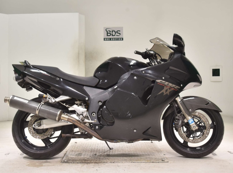 Мотоцикл Honda CBR1100XX BLACKBIRD з пробігом 45370 km