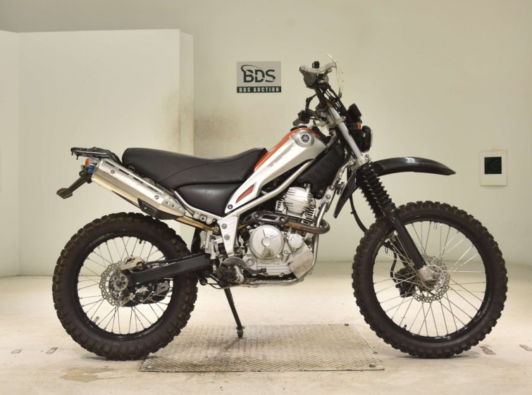 Мотоцикл Yamaha TRICKER с пробегом 17330 km