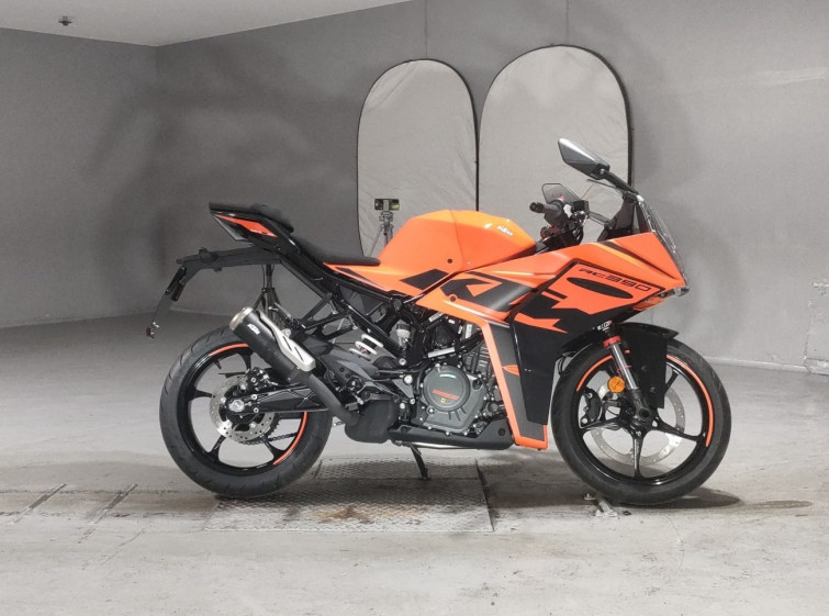 Мотоцикл KTM RC 390