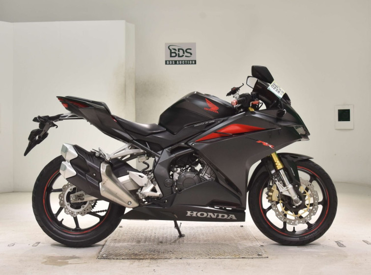 Мотоцикл Honda CBR250RR с пробегом 41804 km