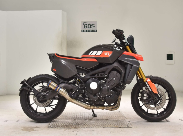 Мотоцикл Yamaha XSR900 с пробегом 23964 km