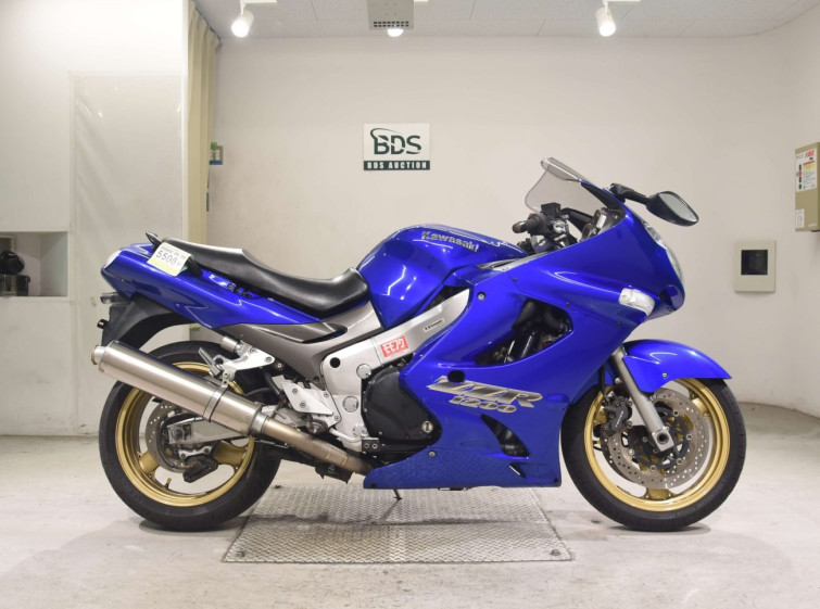 Мотоцикл Kawasaki ZZ-R1200 с пробегом 43877 km