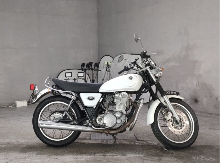 Мотоцикл Yamaha SR400 з пробігом 74065 km