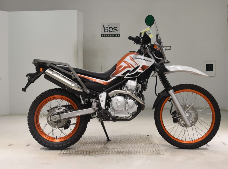 Мотоцикл Yamaha SEROW XT250 з пробігом 7142 km