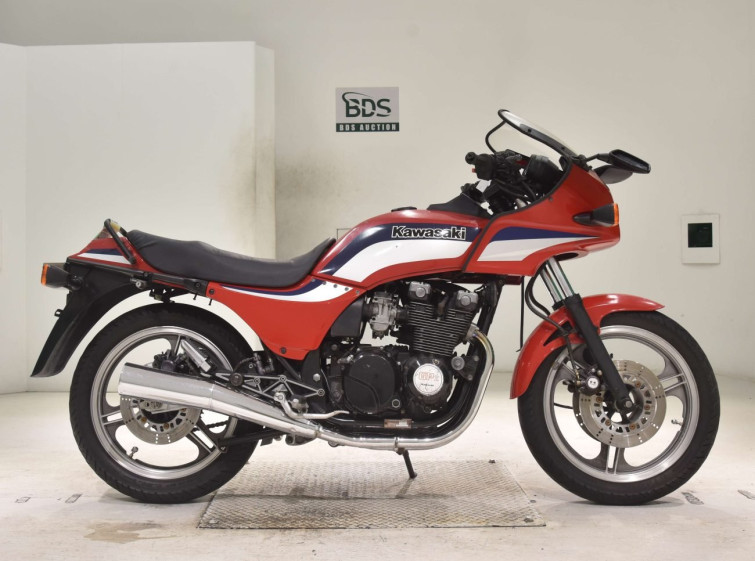 Мотоцикл Kawasaki GPZ400 с пробегом 13947 km