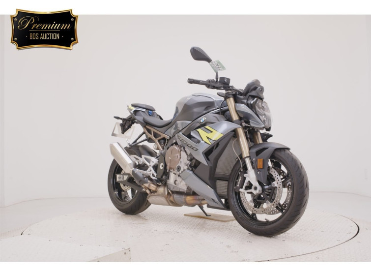 Мотоцикл BMW M1000R с пробегом 327 km с пробегом 327 km