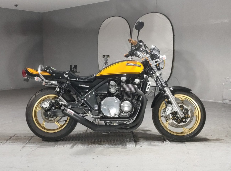 Мотоцикл Kawasaki ZEFAR 1100 з пробігом 16088 km