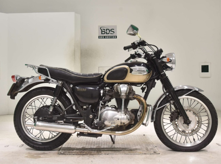 Мотоцикл Kawasaki W650 з пробігом 63233 km