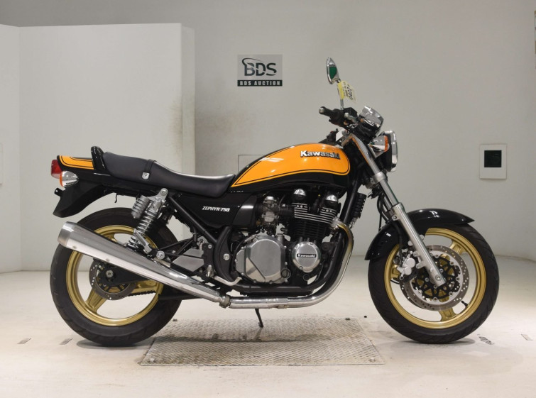 Мотоцикл Kawasaki ZEPHYR750 с пробегом 1513 km