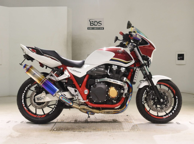 Мотоцикл Honda CB1300SF с пробегом 1878 km