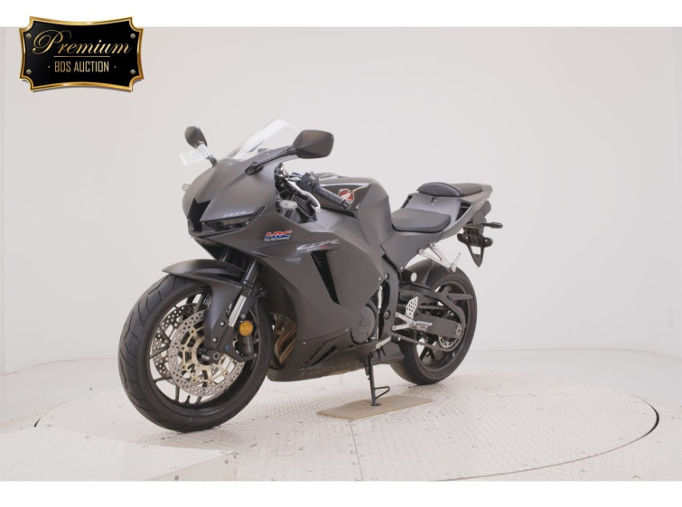 Мотоцикл Honda CBR600RR с пробегом 7138 km с пробегом 7138 km