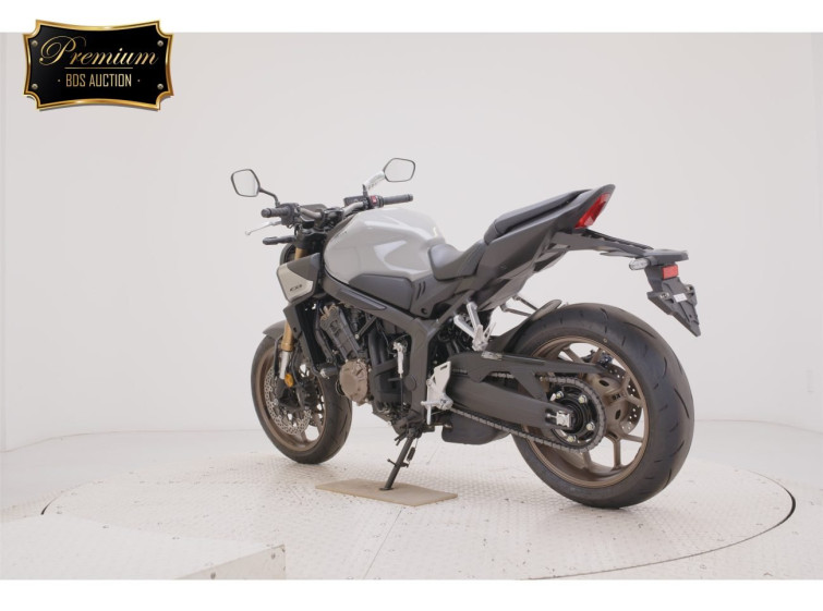 Мотоцикл Honda CB650R-2E CLUTCH с пробегом 192 km с пробегом 192 km