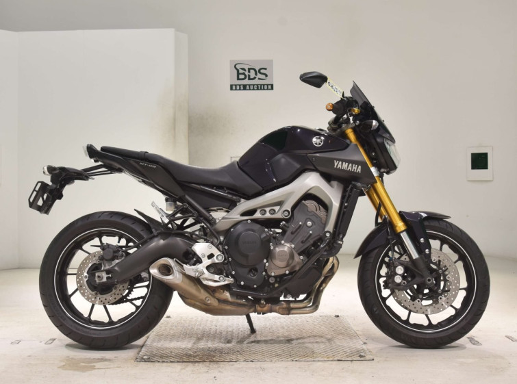 Мотоцикл Yamaha MT-09 с пробегом 25543 km