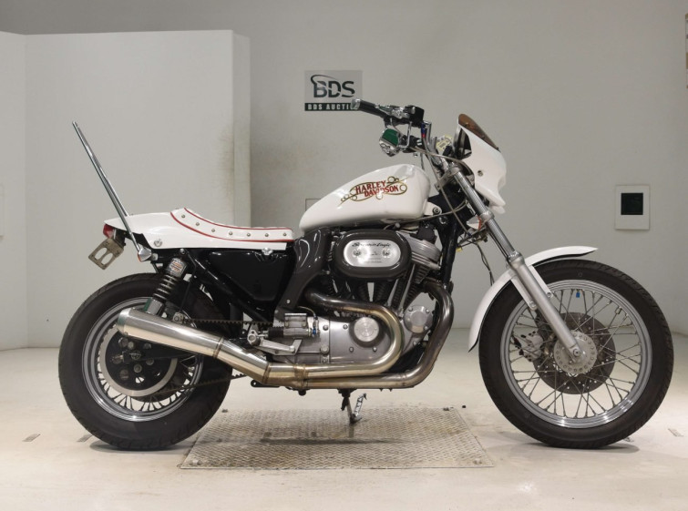 Мотоцикл HD SPORTSTER XLH883 з пробігом 10279 km