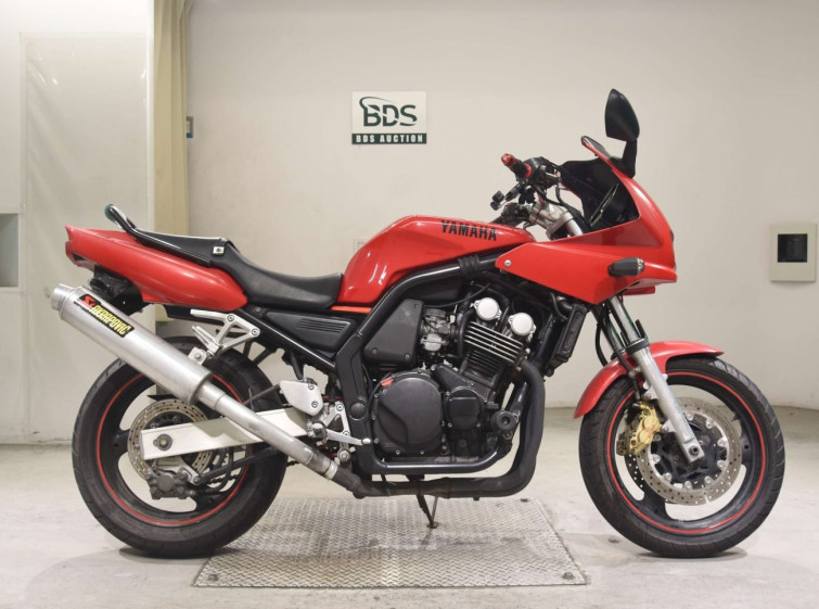 Мотоцикл Yamaha FZ400 з пробігом 51970 km