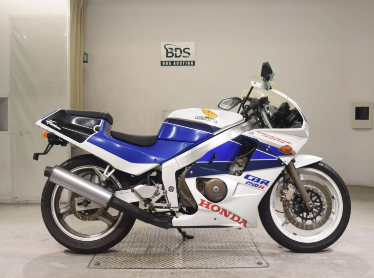 Мотоцикл Honda CBR250R с пробегом 29167 km