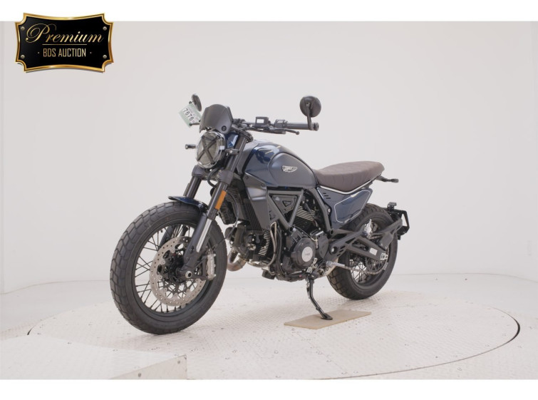 Мотоцикл Ducati SCRAMBLER NIGHT SHIFT з пробігом 23 km з пробігом 23 km