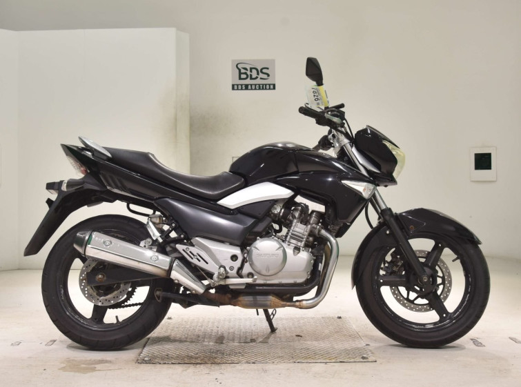 Мотоцикл Suzuki GSR250 с пробегом 36951 km