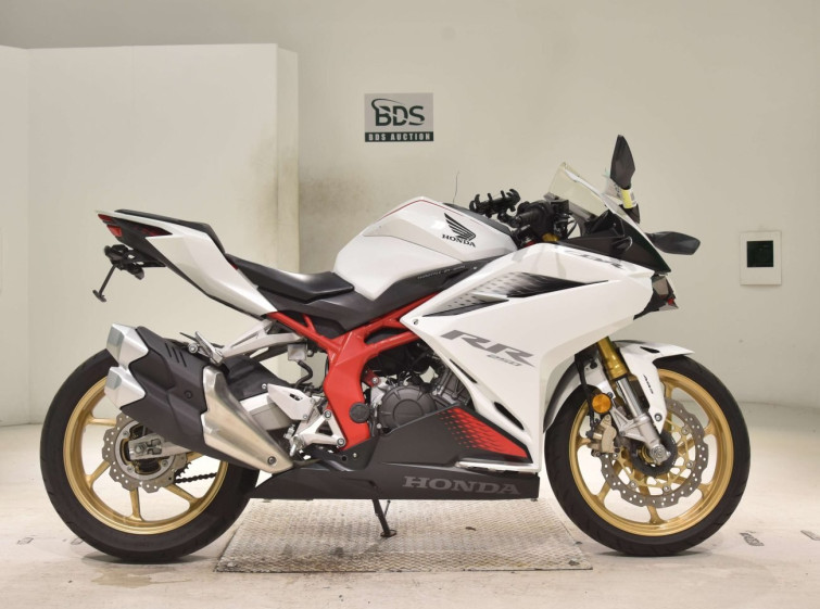 Мотоцикл Honda CBR250RR з пробігом 17094 km