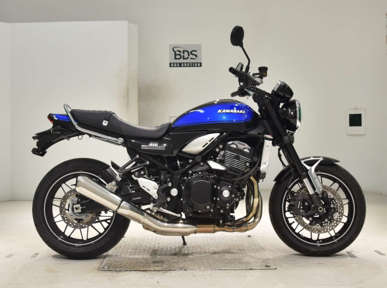 Мотоцикл Kawasaki Z900RS с пробегом 4990 km с пробегом 4990 km