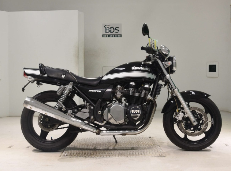 Мотоцикл Kawasaki ZEPHYR750 с пробегом 40933 km