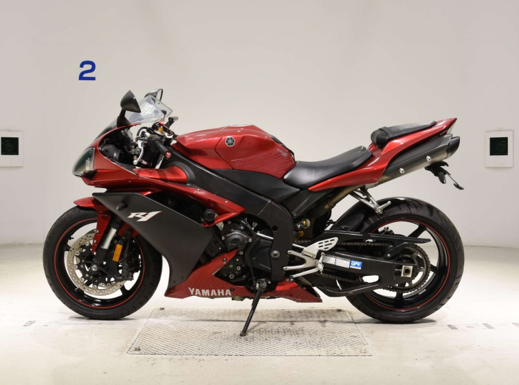 Мотоцикл Yamaha YZF-R1 с пробегом 54401 km с пробегом 54401 km