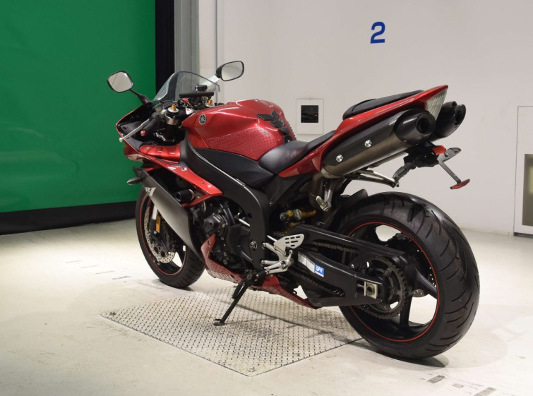 Мотоцикл Yamaha YZF-R1 с пробегом 54401 km с пробегом 54401 km