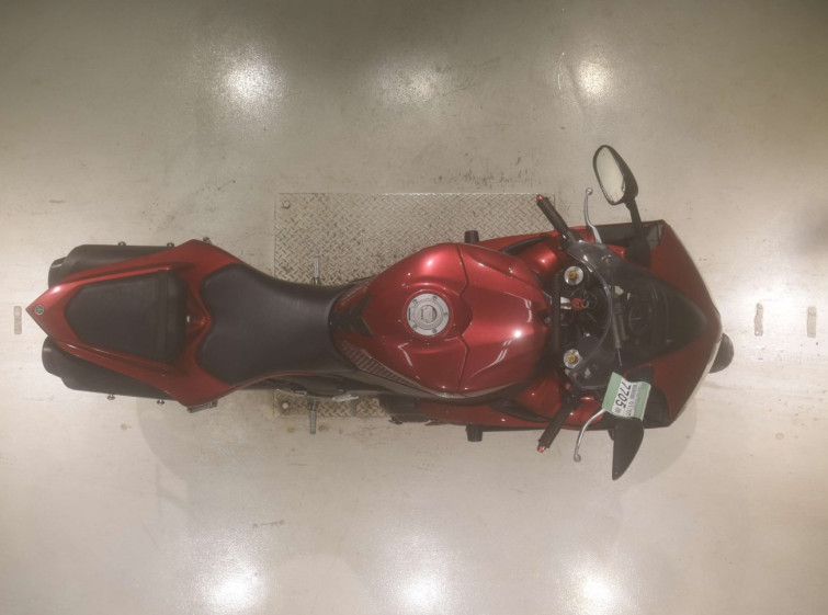 Мотоцикл Yamaha YZF-R1 с пробегом 54401 km с пробегом 54401 km