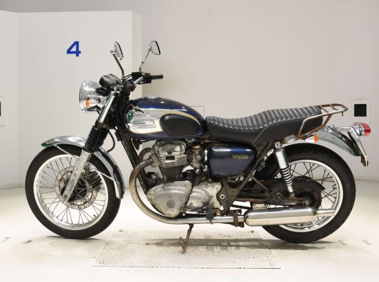 Мотоцикл Kawasaki W650 з пробігом 22377 km з пробігом 22377 km