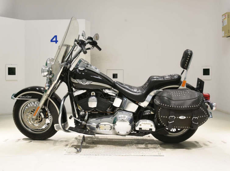 Мотоцикл HD HERITAGE FLSTCI1450 с пробегом 18013 km с пробегом 18013 km