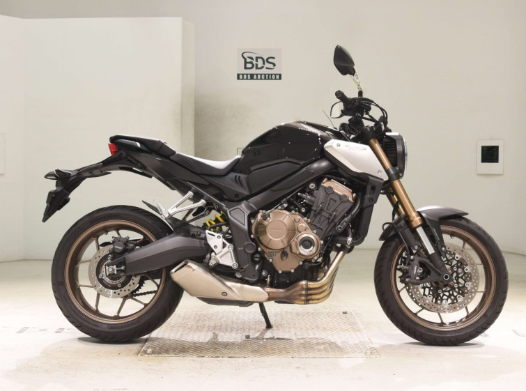 Мотоцикл Honda CB650R с пробегом 35426 km