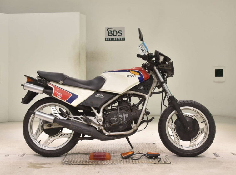 Мотоцикл Honda MVX250F з пробігом 15505 km