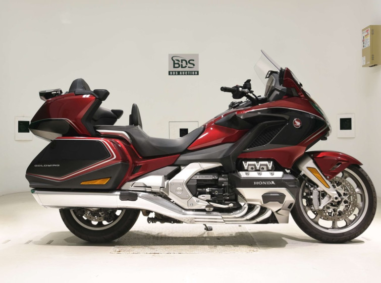 Мотоцикл Honda GL1800 TOUR с пробегом 22253 km с пробегом 22253 km